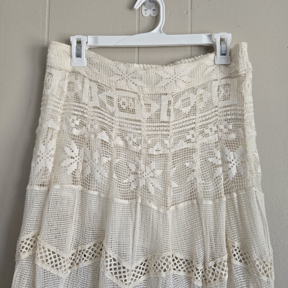 Free People Rebel Rebel Maxi Skirt FLAW Crochet Lace Cream Slit Boho Festival L - Picture 4 of 13